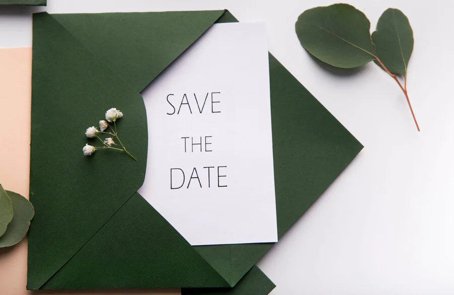 Mariage minimaliste : créez une papeterie élégante et claire sans perdre en informations, grâce à une approche "less is more" maîtrisée.